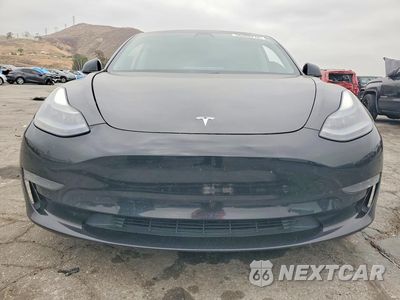 Piąte zdjęcie samochodu w środku: 2021 TESLA MODEL 3 VIN:5YJ3E1EB6MF003815 - miniatura
