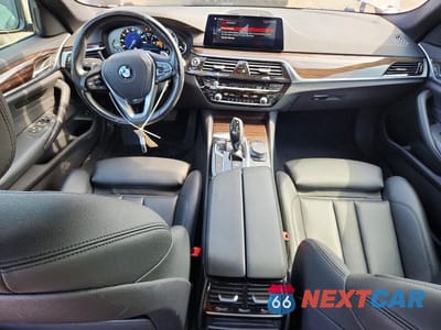 Zdjęcie 8 z 12 samochodu: 2019 BMW 530 XI VIN:WBAJA7C51KWW08690 - miniatura