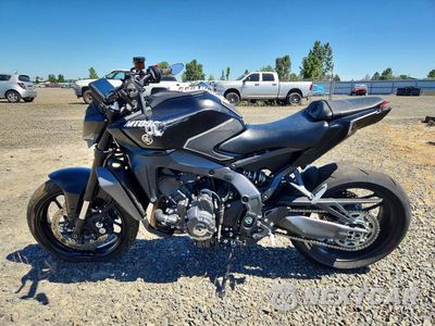 Trzecie zdjęcie samochodu z tyłu: 2025 YAMAHA MT09 VIN:JYARN94E0SA003069 - miniatura