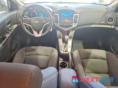 Zdjęcie 8 z 12 samochodu: 2013 CHEVROLET CRUZE LT VIN:1G1PC5SB2D7102973 - miniatura