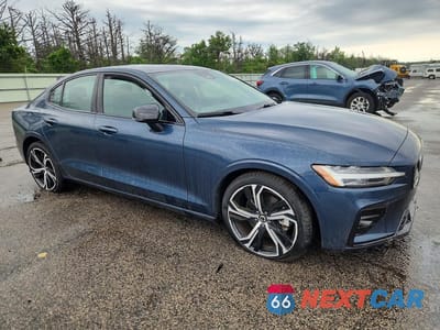 Czwarte zdjęcie samochodu z boku: 2024 VOLVO S60 CORE VIN:7JRL12FK0RG312050 - miniatura
