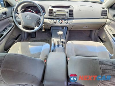 Zdjęcie 8 z 12 samochodu: 2005 TOYOTA CAMRY LE VIN:4T1BE32KX5U420399 - miniatura