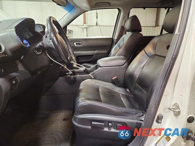 Zdjęcie 7 z 13 samochodu: 2015 HONDA PILOT TOURING VIN:5FNYF4H96FB001966 - miniatura