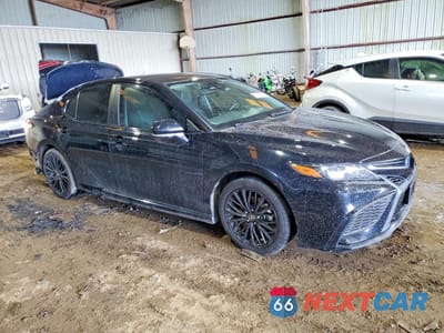 Czwarte zdjęcie samochodu z boku: 2022 TOYOTA CAMRY HYBRID SE NIGHTSHADE VIN:4T1T31AK7NU032594 - miniatura