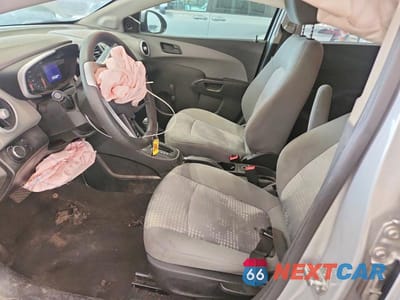 Zdjęcie 7 z 12 samochodu: 2019 CHEVROLET SONIC LS VIN:1G1JB5SB0K4125188 - miniatura