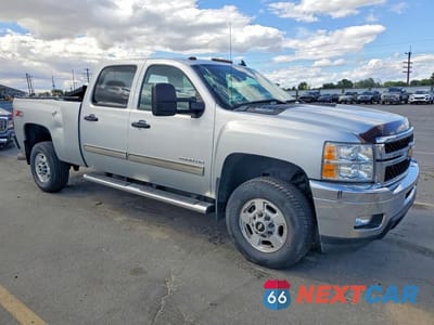 Czwarte zdjęcie samochodu z boku: 2012 CHEVROLET SILVERADO K2500 HEAVY DUTY LT VIN:1GC1KXC88CF193668 - miniatura