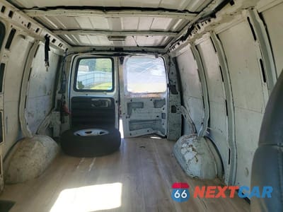 Zdjęcie 10 z 13 samochodu: 2008 CHEVROLET EXPRESS G2500 VIN:1GCGG25C681190515 - miniatura