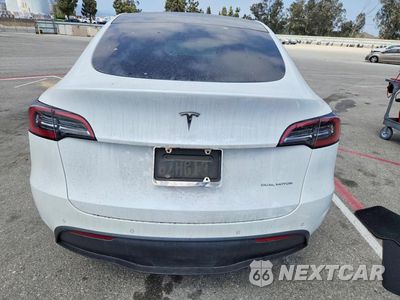 Zdjęcie 6 z 12 samochodu: 2022 TESLA MODEL Y VIN:7SAYGDEE8NF327641 - miniatura