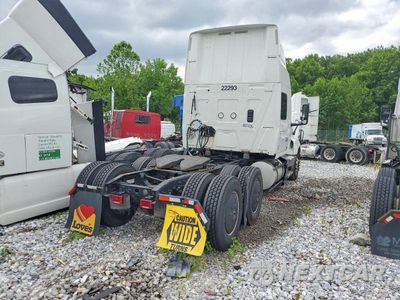Czwarte zdjęcie samochodu z boku: 2022 INTERNATIONAL LT625 SEMI TRUCK VIN:3HSDZAPR4NN576729 - miniatura