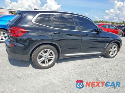 Trzecie zdjęcie samochodu z tyłu: 2019 BMW X3 SDRIVE30I VIN:5UXTR7C58KLF34398 - miniatura
