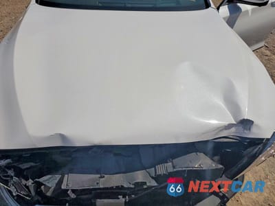 Zdjęcie 11 z 12 samochodu: 2018 GENESIS G80 3.8 VIN:KMHGN4JE8JU227671 - miniatura