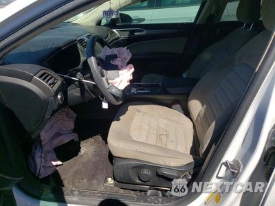 Zdjęcie 7 z 12 samochodu: 2020 FORD FUSION S VIN:3FA6P0G71LR149519 - miniatura