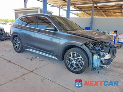 Czwarte zdjęcie samochodu z boku: 2022 BMW X1 SDRIVE28I VIN:WBXJG7C01N5U52444 - miniatura