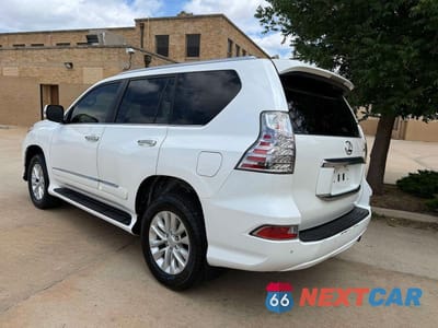 Trzecie zdjęcie samochodu z tyłu: 2016 LEXUS GX 460 VIN:JTJBM7FX2G5146209 - miniatura