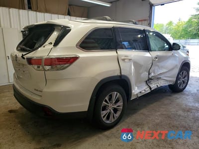 Trzecie zdjęcie samochodu z tyłu: 2015 TOYOTA HIGHLANDER XLE VIN:5TDJKRFH7FS132081 - miniatura