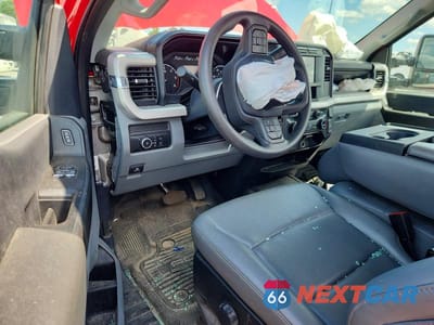 Zdjęcie 8 z 12 samochodu: 2024 FORD F550 SUPER DUTY VIN:1FDUF5GNXRDA22877 - miniatura