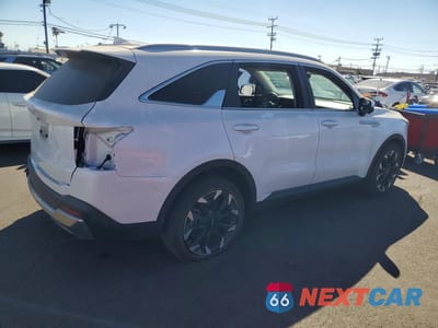 Trzecie zdjęcie samochodu z tyłu: 2024 KIA SORENTO SX VIN:5XYRK4JF9RG297837 - miniatura