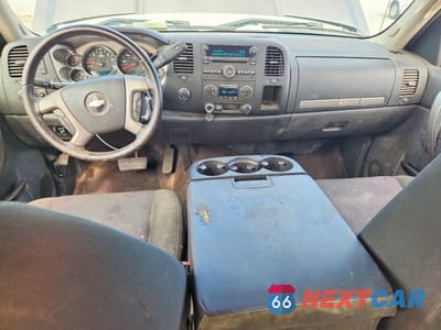 Zdjęcie 8 z 12 samochodu: 2013 CHEVROLET SILVERADO K1500 LT VIN:1GCRKSE75DZ237944 - miniatura