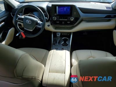 Zdjęcie 8 z 14 samochodu: 2023 TOYOTA HIGHLANDER HYBRID XLE VIN:5TDKBRCH7PS136657 - miniatura