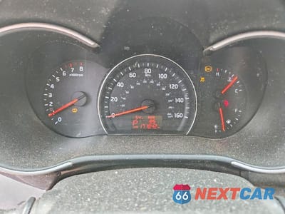 Zdjęcie 9 z 13 samochodu: 2014 KIA SORENTO VIN:5XYKTCA6XEG531079 - miniatura