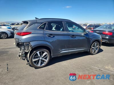 Trzecie zdjęcie samochodu z tyłu: 2020 HYUNDAI KONA ULTIMATE VIN:KM8K5CA59LU571436 - miniatura