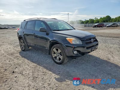 Czwarte zdjęcie samochodu z boku: 2010 TOYOTA RAV4 SPORT VIN:2T3RF4DV7AW027177 - miniatura