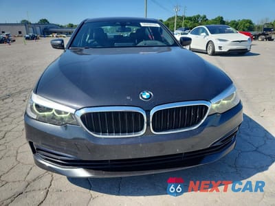 Piąte zdjęcie samochodu w środku: 2019 BMW 540 I VIN:WBAJE5C5XKG919327 - miniatura