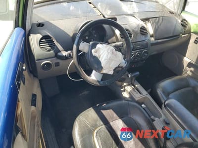 Zdjęcie 8 z 12 samochodu: 2000 VOLKSWAGEN NEW BEETLE GLS VIN:3VWCC21C9YM446288 - miniatura