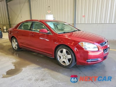Czwarte zdjęcie samochodu z boku: 2010 CHEVROLET MALIBU 2LT VIN:1G1ZD5E74AF156743 - miniatura
