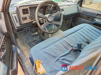 Zdjęcie 8 z 12 samochodu: 1989 GMC SIERRA C1500 VIN:1GTDC14K5KZ546107 - miniatura