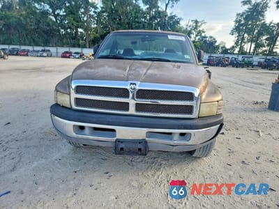 Piąte zdjęcie samochodu w środku: 2001 DODGE RAM 2500 VIN:3B7KC26Z31M289911 - miniatura
