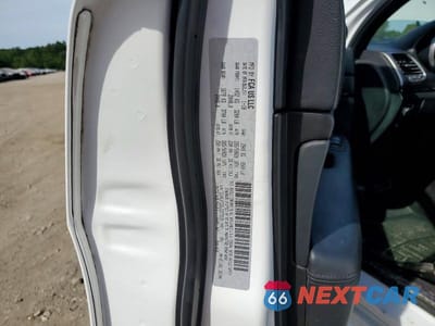 Zdjęcie 13 z 13 samochodu: 2018 JEEP GRAND CHEROKEE OVERLAND VIN:1C4RJFCG8JC277219 - miniatura