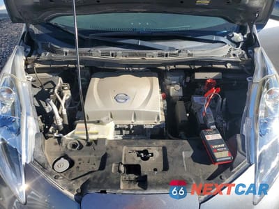 Zdjęcie 11 z 12 samochodu: 2015 NISSAN LEAF SV VIN:1N4AZ0CP6FC311853 - miniatura