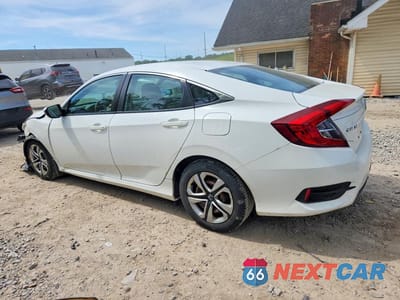 Drugie zdjęcie samochodu z przodu: 2018 HONDA CIVIC LX VIN:19XFC2F58JE017511 - miniatura