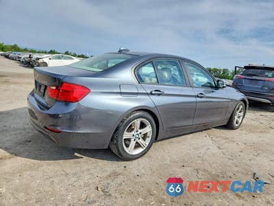 Trzecie zdjęcie samochodu z tyłu: 2013 BMW 320 I VIN:WBA3B1C54DK128852 - miniatura