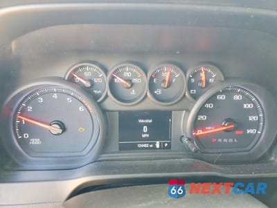 Zdjęcie 9 z 13 samochodu: 2019 CHEVROLET SILVERADO C1500 VIN:1GCRWAEH1KZ336314 - miniatura
