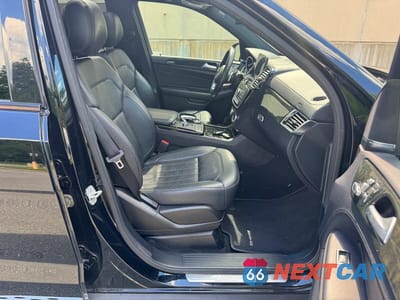Piąte zdjęcie samochodu w środku: 2018 MERCEDES-BENZ GLE 43 AMG VIN:4JGDA6EB8JA995601 - miniatura