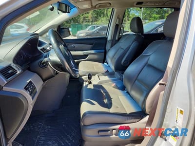 Zdjęcie 7 z 13 samochodu: 2013 HONDA ODYSSEY TOURING VIN:5FNRL5H99DB017286 - miniatura