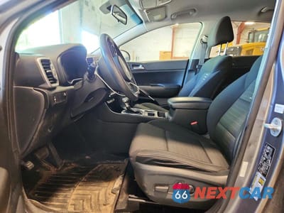 Zdjęcie 7 z 13 samochodu: 2017 KIA SPORTAGE LX VIN:KNDPMCACXH7080780 - miniatura