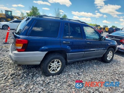 Trzecie zdjęcie samochodu z tyłu: 2002 JEEP GRAND CHEROKEE LAREDO VIN:1J4GW48S32C286691 - miniatura