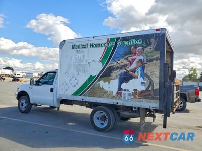 Drugie zdjęcie samochodu z przodu: 2003 FORD F550 SUPER DUTY BOX TRUCK VIN:1FDAF56S03EB73335 - miniatura