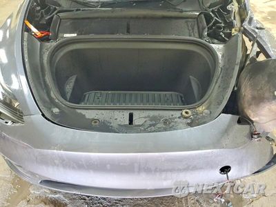 Zdjęcie 12 z 13 samochodu: 2023 TESLA MODEL Y VIN:7SAYGDEE7PF807589 - miniatura