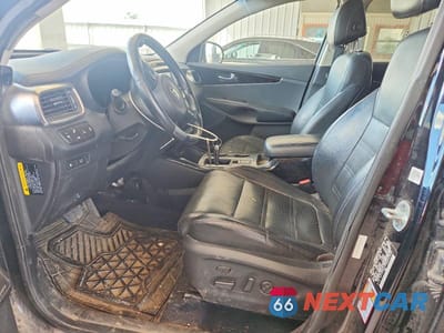 Zdjęcie 7 z 13 samochodu: 2017 KIA SORENTO SX V6 VIN:5XYPKDA56HG247636 - miniatura