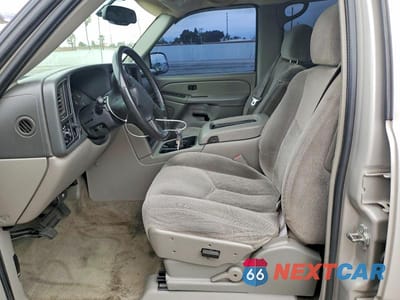 Zdjęcie 7 z 13 samochodu: 2006 CHEVROLET SUBURBAN C1500 VIN:1GNEC16Z16J172203 - miniatura