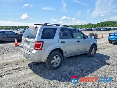Trzecie zdjęcie samochodu z tyłu: 2009 FORD ESCAPE XLT VIN:1FMCU03G49KA94939 - miniatura