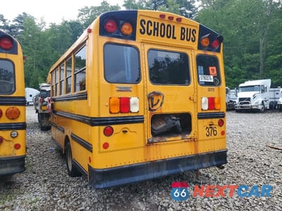 Trzecie zdjęcie samochodu z tyłu: 2011 CHEVROLET EXPRESS G3 - SCHOOL BUS VIN:1GB3G3BG3B1145958 - miniatura
