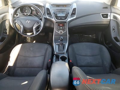 Zdjęcie 8 z 12 samochodu: 2015 HYUNDAI ELANTRA SE VIN:5NPDH4AE5FH605915 - miniatura