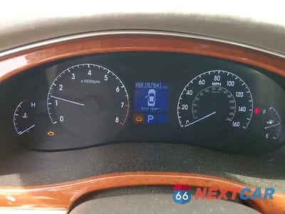 Zdjęcie 9 z 12 samochodu: 2013 HYUNDAI GENESIS 3.8L VIN:KMHGC4DD1DU243112 - miniatura