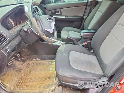 Zdjęcie 7 z 12 samochodu: 2008 KIA SPECTRA LX VIN:KNAFE121585012633 - miniatura