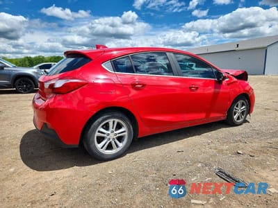 Trzecie zdjęcie samochodu z tyłu: 2017 CHEVROLET CRUZE LT VIN:3G1BE6SM7HS507231 - miniatura
